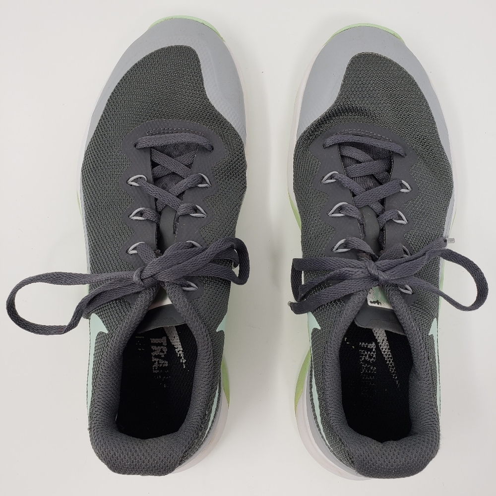 Nike Gray FlyWire. - Picture 3 of 8